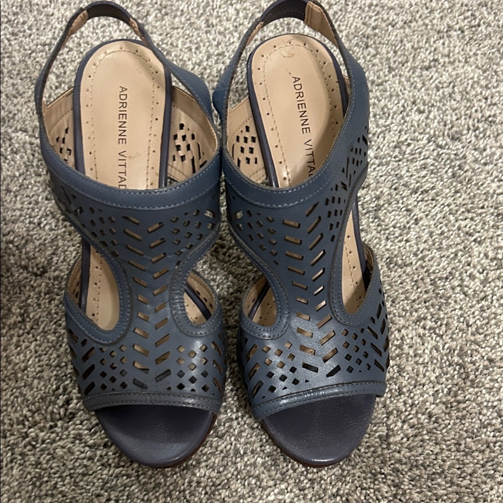 Adrienne Vittadini Cutout Navy Sandals